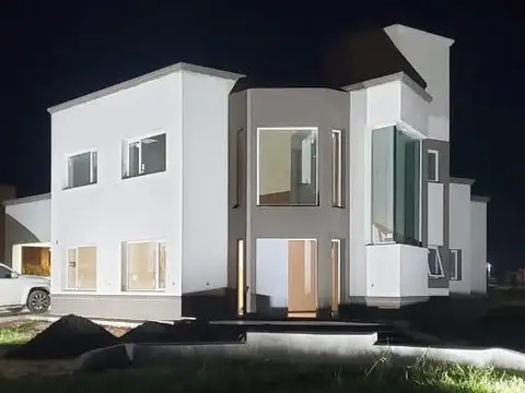 Casa en Venta en Colon, USD 250.000