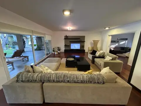 Casa en Venta al Este