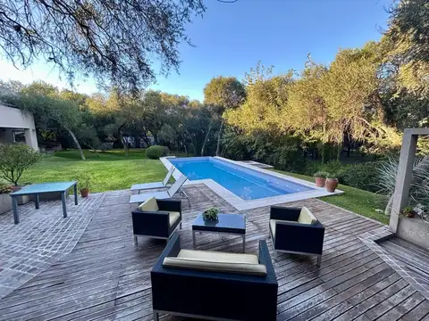 VENTA EXCLUSIVA CASA COUNTRY EL BOSQUE CORDOBA