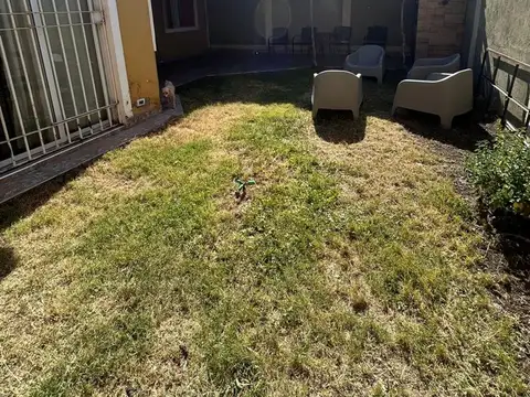 Casa en Alquiler de 3 dormitorios