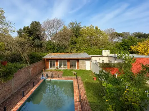 Casa 7 ambientes con 3 baños