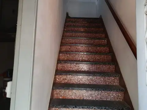 Depto Tipo Casa 4 ambientes con 1 baño