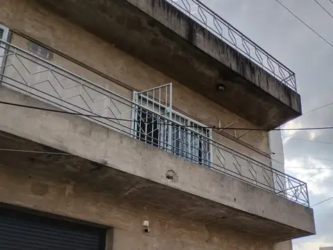 Depto Tipo Casa en Venta de 4 ambientes