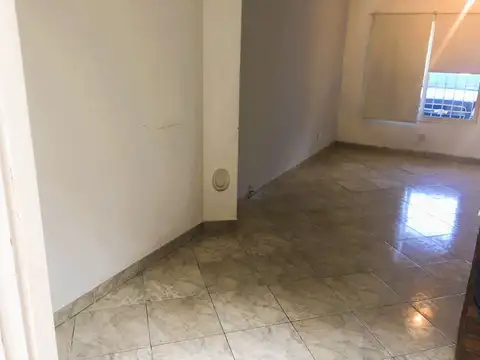 Depto Tipo Casa en Alquiler de 3 ambientes