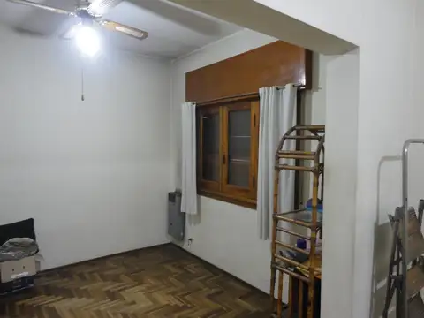 Depto Tipo Casa 4 ambientes con 1 baño