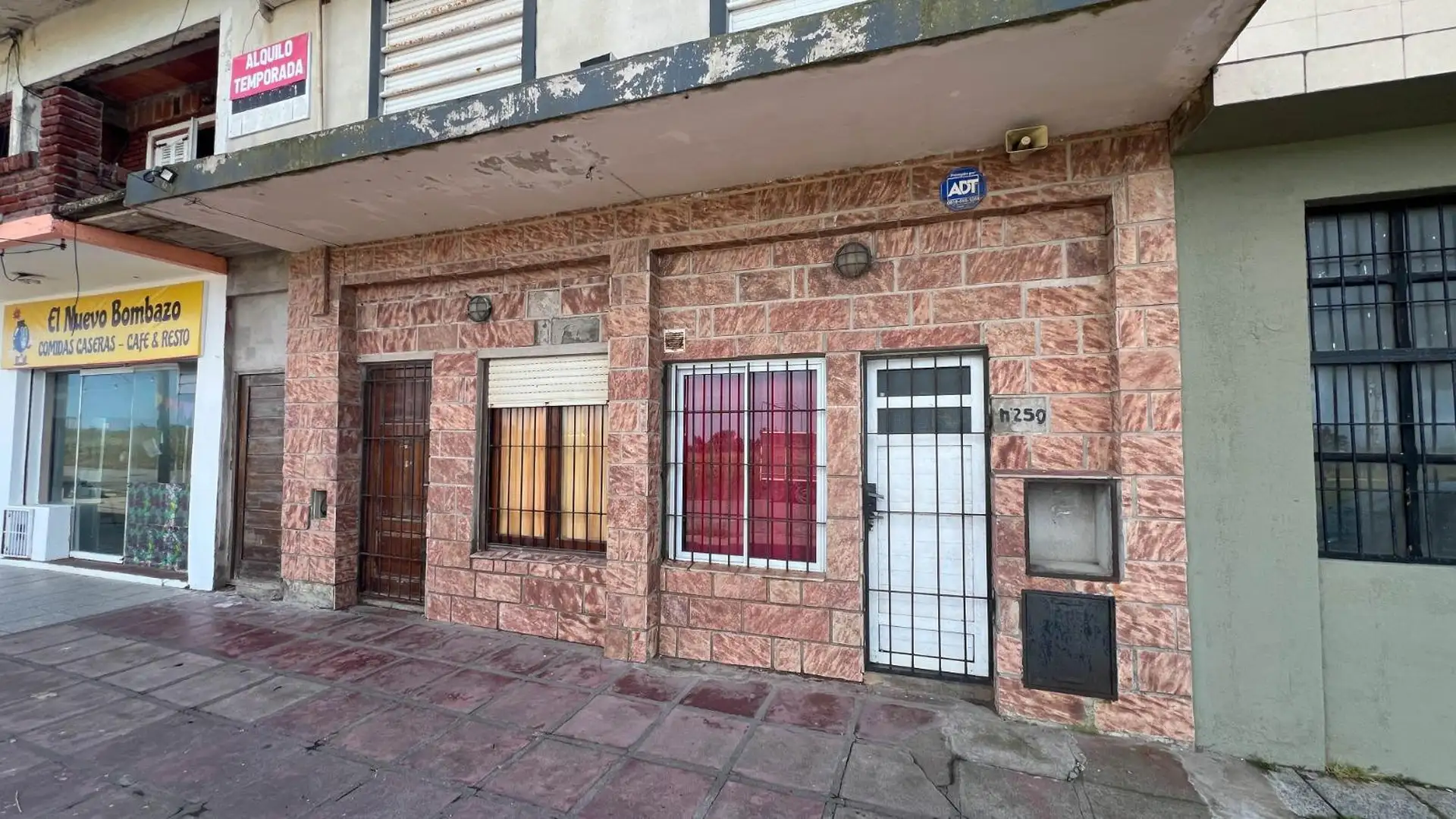 Complejo de 4 Departamentos en Playa Serena, Mar del Plata a 2 cuadras del mar