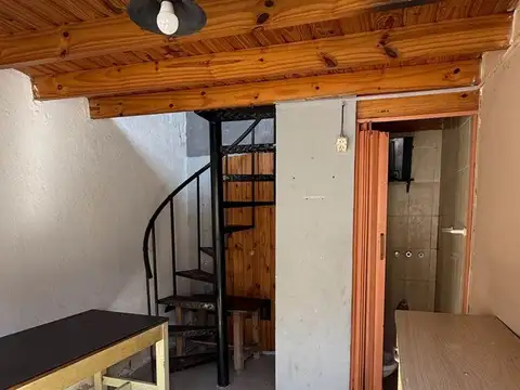 Casa 4 ambientes con 5 baños