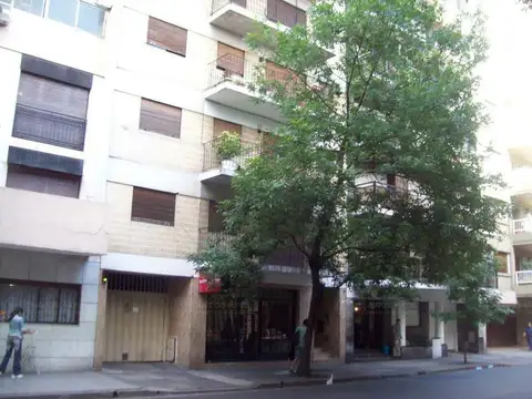 MUY LINDO Departamento 3 Ambientes con Balcon