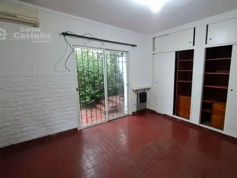 Depto Tipo Casa en Venta con 1 cocheras