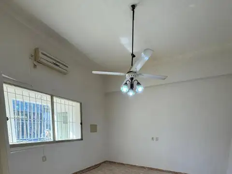 Oficina en Alquiler en Centro, $ 550.000
