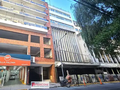 Sarmiento 2200, Piso 6°