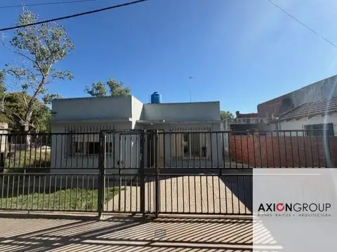 Venta de casa de 3 dormitorios - José Melchor Romero