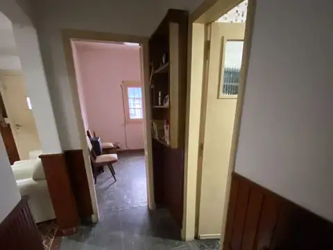 Propiedad en block en venta con local en esquina - Don Bosco