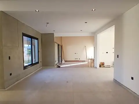 Casa en venta - 4 dormitorios - Estancia El Terron, Mendiolaza