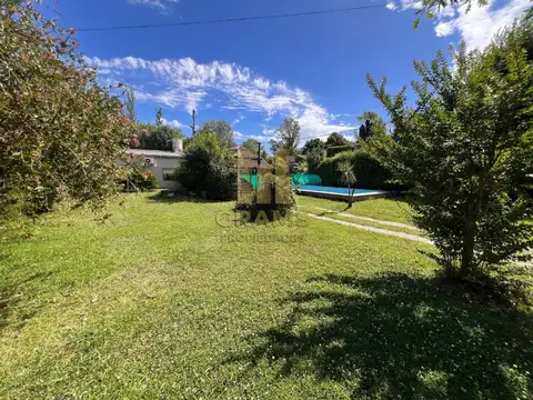 Casa en Venta con 1 cochera