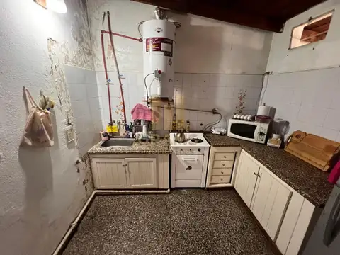 Casa venta de tres dormitorios, City Bell, La Plata