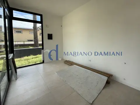 Local en Venta en Pinamar Zona Terminal