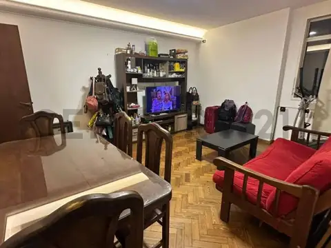 DEPARTAMENTE EN VENTA LA PLATA DIAG 80