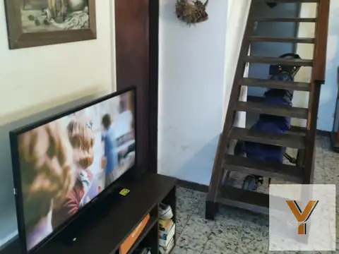 Casa en venta - 4 Dormitorios 2 Baños - Loma Verde