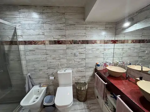 Calle 185 esquina 45 600