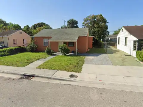 Casa en venta - 4 Dormitorios 2 Baños - Cochera - 461Mts2 - Riviera Beach, Florida, USA