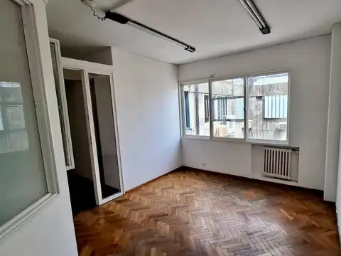 Oficina en Alquiler en Centro, $ 900.000