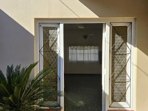 Casa en Venta en Banfield, USD 45.000