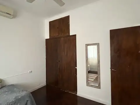 Chalet al frente 3 amb c/ cochera y patio + Unidad al fondo de 2 amb