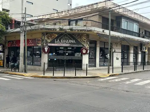 Hermoso Local s/ Av. San Martin al 3700