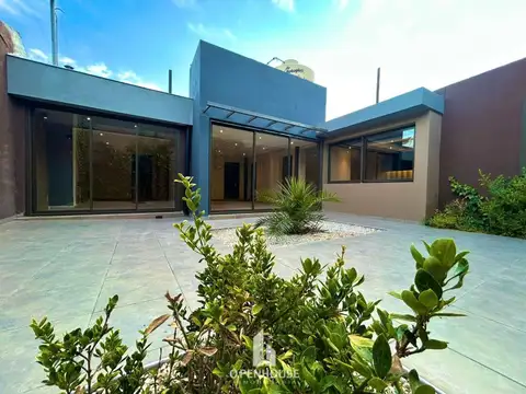 PEDRO MOLINA, GUAYMALLÉN