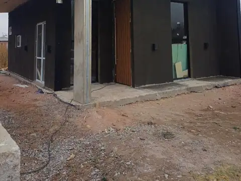 Casa en Venta en barrio Gardenia - Neuquen