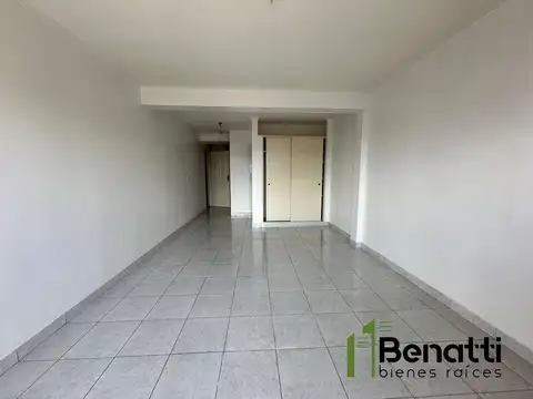 Departamento monoambiente en alquiler con balcón