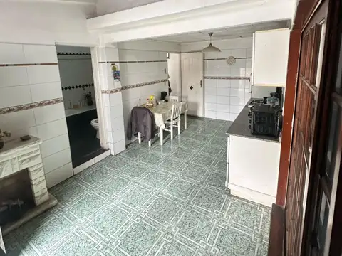 Casa - Venta - Argentina, La Matanza - CNEL. P. MURGUIONDO 4538