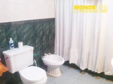 Casa en Venta con 1 cochera