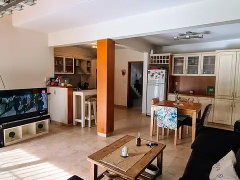 Terreno en Venta en Villa Luzuriaga, USD 275.000