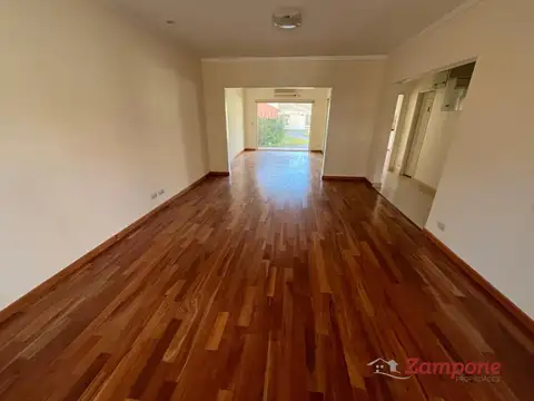 Casa en Alquiler de 3 dormitorios