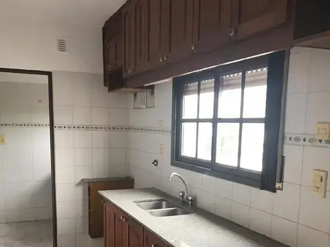 Urquiza al 400, entre 9 de julio y Uruguay