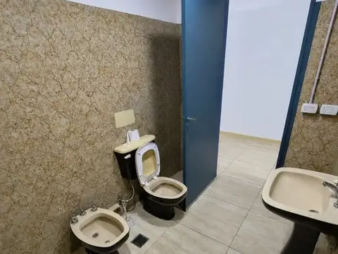 Galpon en Alquiler en Lanus Este, $ 1.600.000