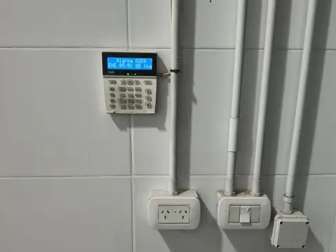 Galpon en Alquiler en Lanus Este, $ 1.600.000