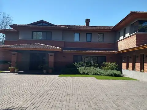 Casa en Venta de 5 dormitorios