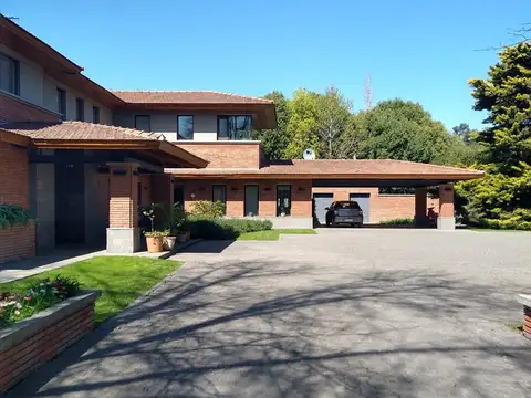 Casa en Venta en Altos Del Pilar, USD 2.300.000