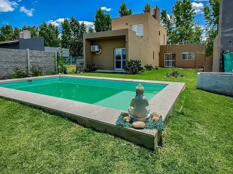 VENTA/PERMUTA - Casa de 3 dormitorios y pileta. Tierra de Sueños III, Roldan.