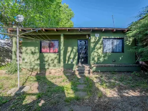 CASA EN VENTA o PERMUTO VILLA ELISA 3 AMBIENTES