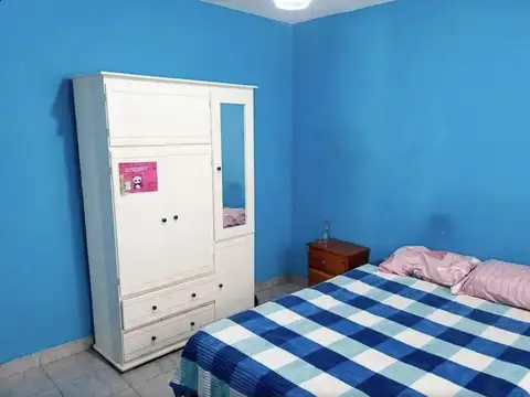 Casa 5 ambientes con 1 baño