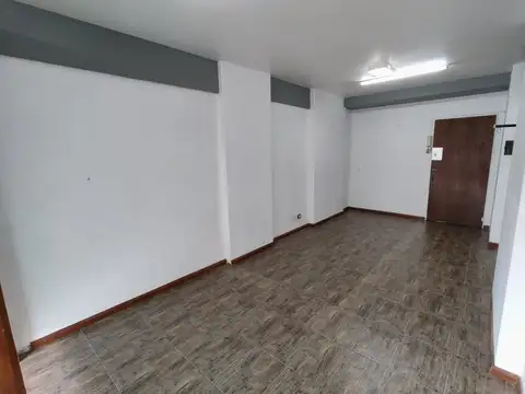 Oficina en Venta en Avellaneda, USD 28.500