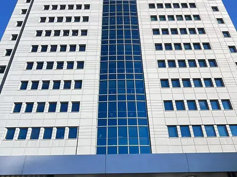 Oficina en alquiler en edificio PANAMERICANA Saavedra DOT