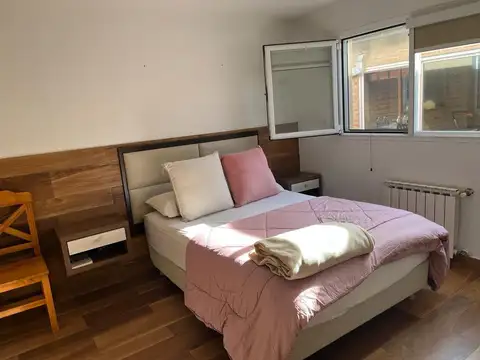 Casa en alquiler temporario - 3 Dormitorios 3 Baños 2 Cocheras - Mar del Plata