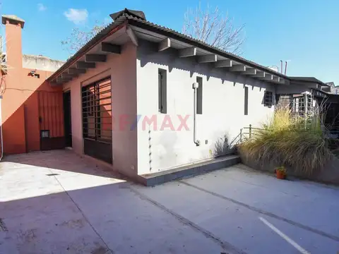 Venta  hermosa casa 6 amb en Barracas con cocheras