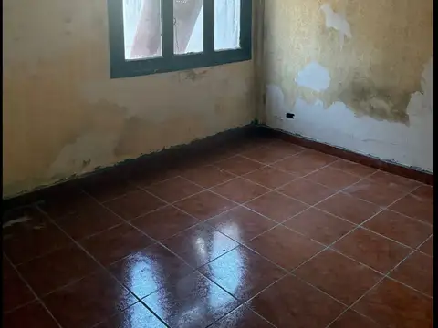 Depto Tipo Casa en Venta en Lanús Oeste, USD 35.000