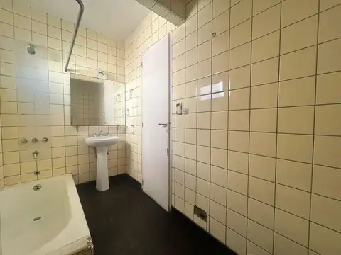 Departamento en Alquiler en Balvanera, $ 950.000